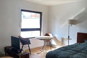 Möbliertes 1-Zimmer-Apartment in Bonn-Beuel – Top Lage, modern eingerichtet – Die vollständige Adresse der Immobilie erhältst du vom Anbieter., 53225 Schwarzrheindorf/Vilich-Rheindorf, Bonn – Vorschaubild 3