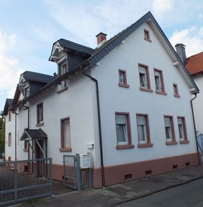 Zweifamilienhaus  in Langen mit Garten und Hof