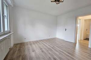 Lichthelle Erdgeschosswohnung mit XXL-Balkon und Einbauküche an der Stadtgrenze zu Haan und Hilden – Maubeshauser Straße 28, 42697 Ohligs/Aufderhöhe/Merscheid, Solingen – Vorschaubild 5