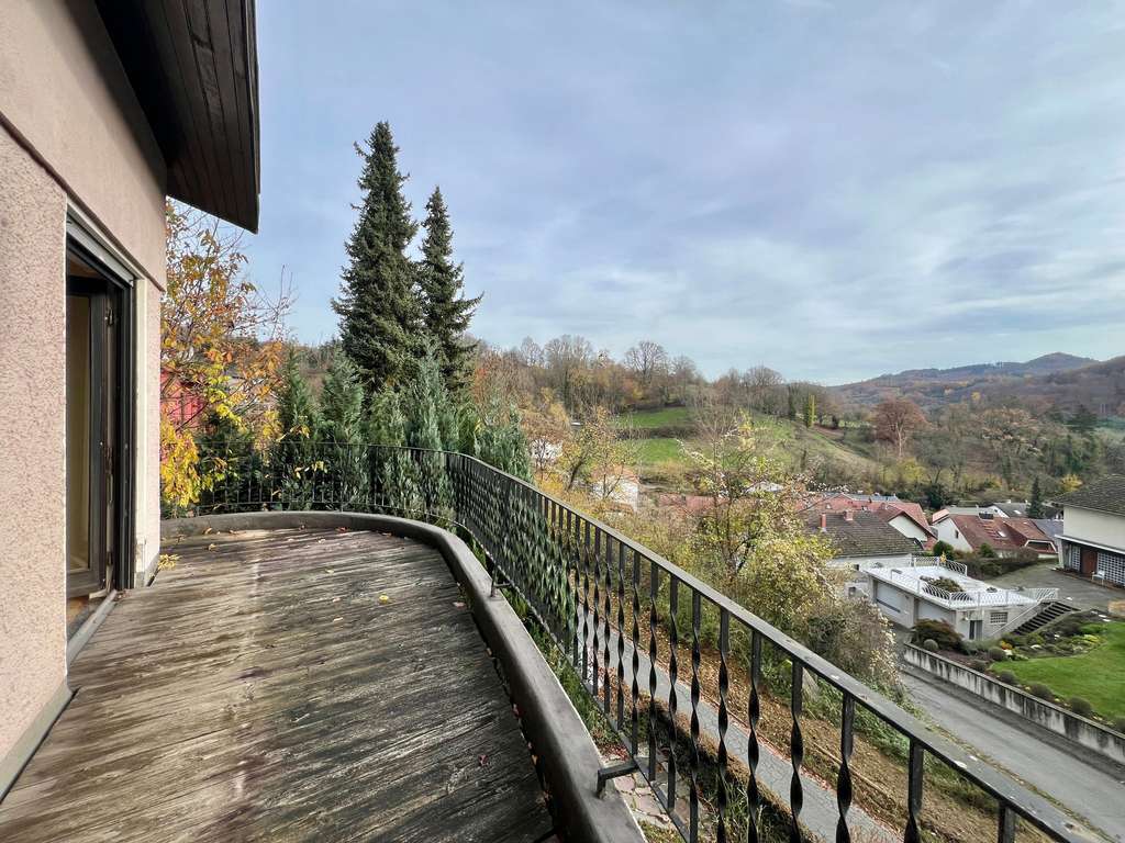 Immobilie in Lautertal - Wohntraum am Hang: Großzügiges Anwesen mit Blick ins Grüne - Bild 4