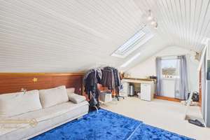 Bremen - Huchting • Reihenendhaus mit 5 Zimmern, großem Garten, Garage & zusätzlichem Baugrundstück – Die vollständige Adresse der Immobilie erhältst du vom Anbieter., 28259 Mittelshuchting, Bremen – Vorschaubild 16