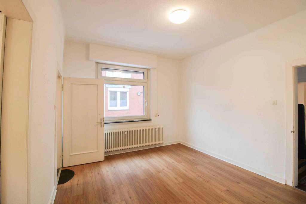 Immobilie in Coesfeld - Großzügiges Einfamilienhaus mit Kaminzimmer, großem Garten und vielseitigem Raumangebot - Bild 3