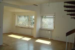 Urlaubsfeeling am Killesberg  - 4 Zimmer Dachgeschosswohnung mit Gemeinschaftspool und Terrasse – Die vollständige Adresse der Immobilie erhältst du vom Anbieter., 70192 Killesberg, Stuttgart – Vorschaubild 5