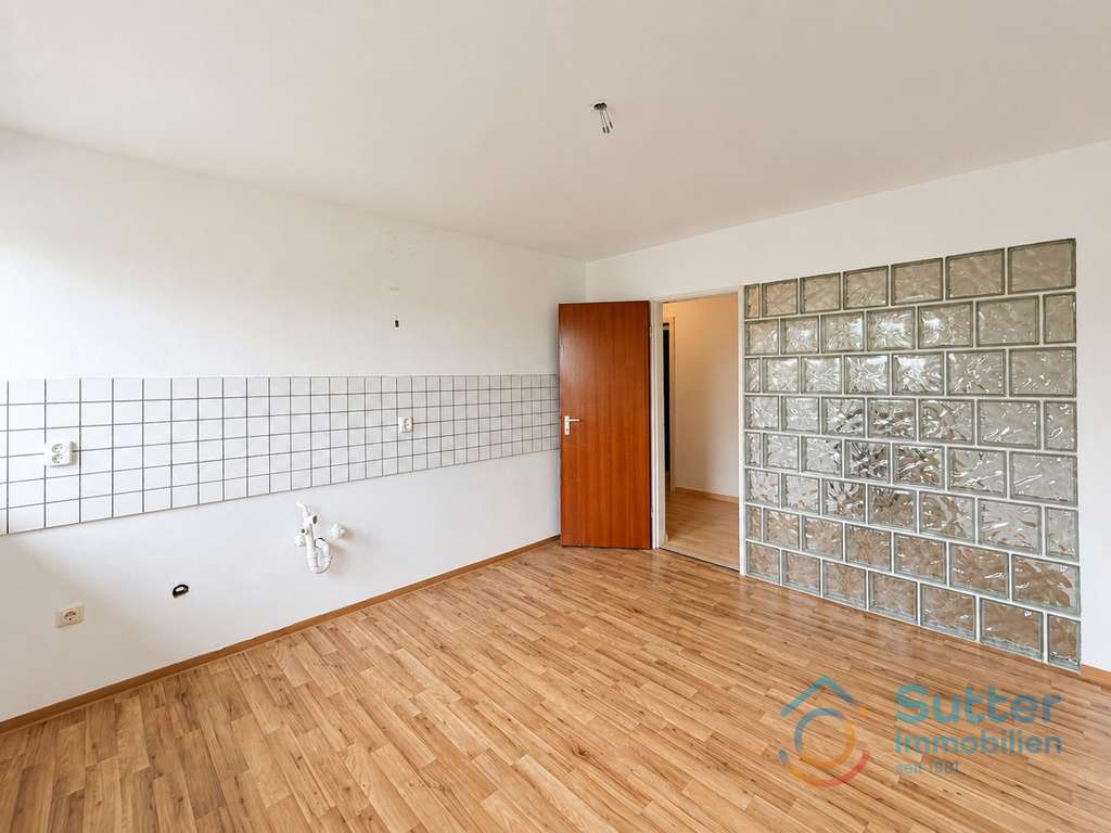Immobilie in Irsee - 4-Zimmer-Wohnung mit Garage und Westbalkon - Bild 3