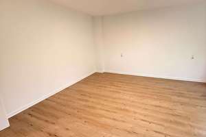 Helle 3-Zimmer-Wohnung mit Balkon und EBK | 83 m² | Düsseldorf-Unterrath | Nähe Flughafen & Messe – Kartäuser Straße 24, 40468 Unterrath, Düsseldorf – Vorschaubild 8