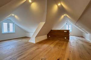 Kernsanierte Dachgeschosswohnung mit Balkon und Galerie in attraktiver Lage von Freudenstadt – Die vollständige Adresse der Immobilie erhältst du vom Anbieter., 72250 Freudenstadt – Vorschaubild 9