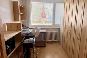 RESERVIERT - Helle 3-Zimmer-Wohnung mit Loggia, Aufzug und zwei Stellplätzen in Berlin-Steglitz – Die vollständige Adresse der Immobilie erhältst du vom Anbieter., 12163 Steglitz, Berlin – Vorschaubild 11