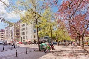 Lichtdurchflutete Maisonette-Altbauwohnung in sehr begehrter Lage am Marheinekeplatz im Bergmannkiez – Die vollständige Adresse der Immobilie erhältst du vom Anbieter., 10965 Kreuzberg, Berlin – Vorschaubild 3
