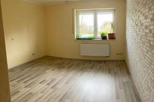 Freundliche 4-Zimmer-Wohnung mit Balkon in Paderborn Sande – Die vollständige Adresse der Immobilie erhältst du vom Anbieter., 33106 Sande, Paderborn – Vorschaubild 8
