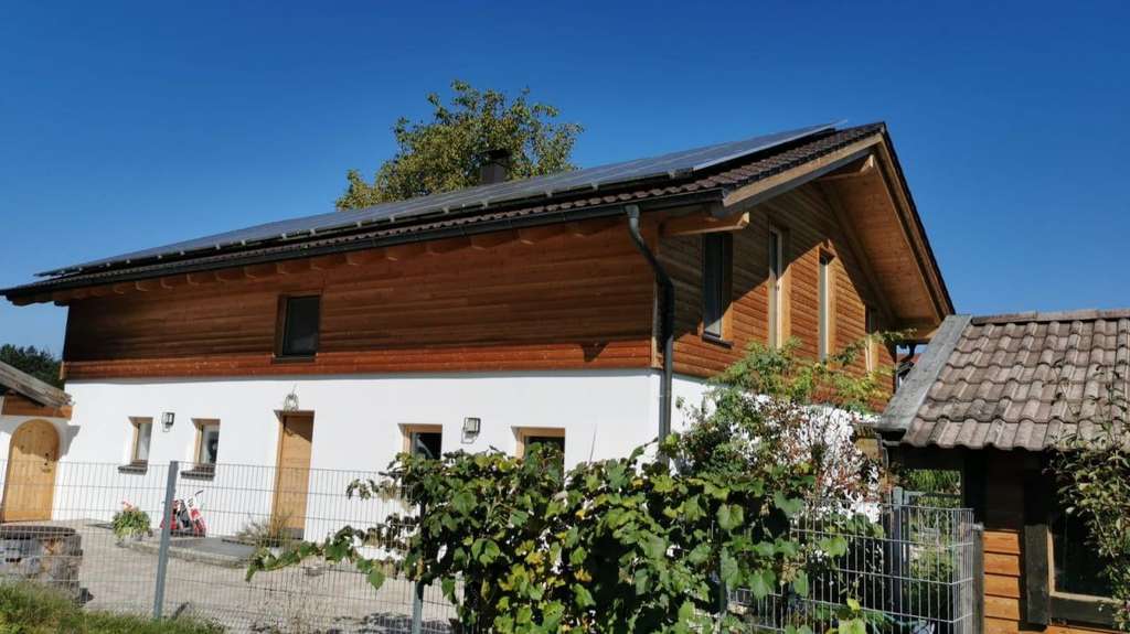 Immobilie in Soyen - Der Traum einer jeden Familie Einfamilienhaus freihstehend mit  großem Garten - Bild 2