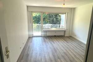 Renovierte 2-Zimmer-EG-Wohnung mit Balkon!