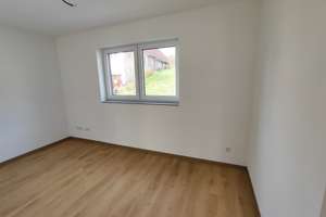 ALTERNATIVE ZUR WOHNUNG: Fast NEUWERTIGE DHH mit 153m² Wohnfläche+Terrasse+Stellplatz / Weinsbach – Die vollständige Adresse der Immobilie erhältst du vom Anbieter., 74613 Öhringen – Vorschaubild 9