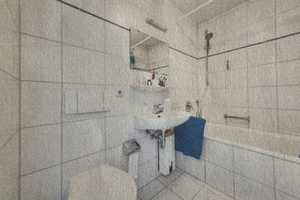 Von Privat  -  Schöne 2-Zimmer-Wohnung in Bestlage von Stuttgart-Vaihingen – Stoßäckerstraße 81 B, 70563 Stuttgart – Vorschaubild 9