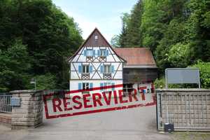 Historische Mühle - Alleinlage - in Blumberg: Renovierte Gewerbeimmobilie mit Charme und Potenzial z – Schwarzwald-Baar-Kreis – Vorschaubild 1