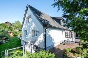 Saniertes Haus mit Einliegerwohnung – Die vollständige Adresse der Immobilie erhältst du vom Anbieter., 22949 Ammersbek – Vorschaubild 6