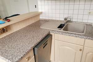Tolle DG-Whg. mit Balkon, Einbauküche, Designebelag, Bad mir Wanne und Duschaufsatz...... – Charlottenstraße 81, 9126 Gablenz, Chemnitz – Vorschaubild 8