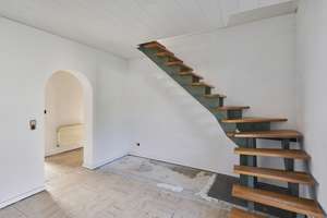 Lichtdurchflutete großzügige Eigentumswohnung mit Südwestloggia und Garage in Wahnheide – Die vollständige Adresse der Immobilie erhältst du vom Anbieter., 51147 Wahnheide, Köln – Vorschaubild 13