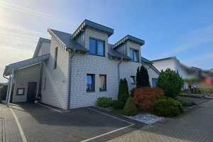 Luxuriöses, freistehendes Einfamilienhaus in verkehrsberuhigter Lage von Scherpenseel – Gaußstraße 14, 52531 Heinsberg (Kreis) – Vorschaubild 2
