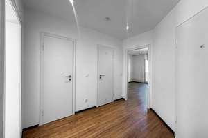 Zentrale Lage in Düsseldorf – urban und bestens angebunden – Die vollständige Adresse der Immobilie erhältst du vom Anbieter., 40211 Stadtmitte, Düsseldorf – Vorschaubild 2
