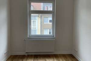 Exklusive 3-Zimmer Wohnung mit Balkon inmitten des Düsseldorfer Medienhafens! – Wupperstraße 16, 40219 Unterbilk, Düsseldorf – Vorschaubild 4