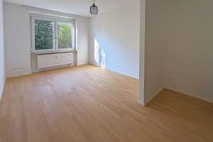 BEHERRSCHENDE AUSSICHT ÜBER STUTTGART BIS INS REMSTAL – Die vollständige Adresse der Immobilie erhältst du vom Anbieter., 70197 Hasenberg, Stuttgart – Vorschaubild 11