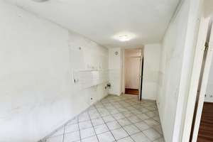 Helle und charmante 4-Zimmer-Wohnung mit Westloggia und Blick ins Grüne in München-Johanneskirchen – Die vollständige Adresse der Immobilie erhältst du vom Anbieter., 81927 Johanneskirchen, München – Vorschaubild 7