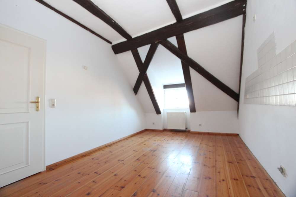 Immobilie in Quedlinburg - A lot of history in Quedlinburg- Fachwerkhaus 319 m²- aufwendig saniert-OG+DG 190 m² selbst nutzen! - Bild 3