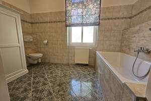 Property thumbnail 18