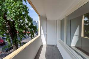 Kantstraße vor der Haustür - perfekt geschnittenes und saniertes 2,5-Zimmer-Raumwunder - City-West
