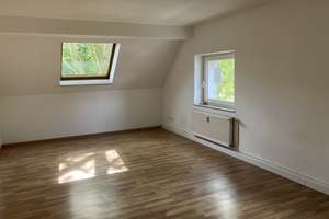 Großzügige 3-Zimmer-Dachgeschosswohnung wartet auf SIE! – An der Friedweide 47, 45899 Horst, Gelsenkirchen – Vorschaubild 4