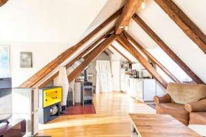 Charmante Dachgeschosswohnung in bester Altstadtlage in Regensburg zum Kauf! – Die vollständige Adresse der Immobilie erhältst du vom Anbieter., 93047 Innenstadt, Regensburg – Vorschaubild 4