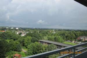 Spektakulärer Weitblick
Vermietetes 1-Zimmer-Apartment
am Elbe-Einkaufszentrum – Die vollständige Adresse der Immobilie erhältst du vom Anbieter., 22609 Osdorf, Hamburg – Vorschaubild 4