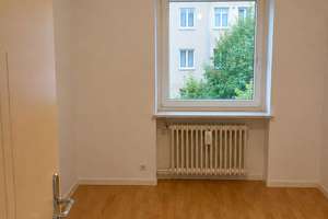 Mehr drin als man auf den ersten Blick sieht – 3-Zimmer-Wohnung in München Moosach mit Potenzial zum – Die vollständige Adresse der Immobilie erhältst du vom Anbieter., 80993 Alt-Moosach, München – Vorschaubild 5