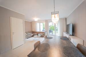 Moderne und energieeffiziente Doppelhaushälfte in beliebter Wohnlage – perfekt für Familien! – Die vollständige Adresse der Immobilie erhältst du vom Anbieter., 22419 Langenhorn, Hamburg – Vorschaubild 2