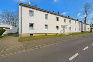 Bezugsfrei: Zweifamilienhaus - Saniert und bereit für neue Bewohner! – Die vollständige Adresse der Immobilie erhältst du vom Anbieter., 50126 Bergheim – Vorschaubild 1