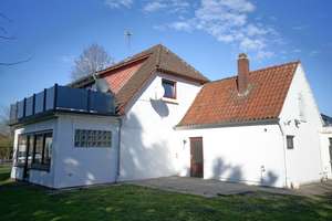 Volksbank Immobilien:
Einfamilienhaus mit Einliegerwohnung auf herrlichem Grundstück – Die vollständige Adresse der Immobilie erhältst du vom Anbieter., 27619 Schiffdorf – Vorschaubild 2