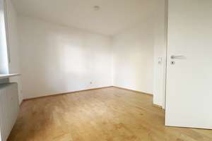 helle Garten-Wohnung in der Villen Kolonie II in Pasing – Die vollständige Adresse der Immobilie erhältst du vom Anbieter., 81245 Neupasing, München – Vorschaubild 11