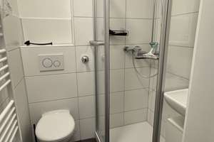 Wunderschöne, frisch sanierte 2-Zimmer-Wohnung mit charmanter Aufteilung – Erstbezug ab 01.12.2025 – Haubahn 18, 42119 Elberfeld, Wuppertal – Vorschaubild 2