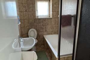 Einfamilienhaus mit Nebengebäuden – Die vollständige Adresse der Immobilie erhältst du vom Anbieter., 86668 Karlshuld – Vorschaubild 12