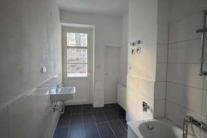 Helle 2-Raum-Wohnung mit Balkon, Küche mit Fenster und Tageslichtbad – Bernsdorfer Straße 87, 9126 Bernsdorf, Chemnitz – Vorschaubild 9