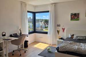 Repräsentativer Bauhaus Stil mit gehobener Ausstattung – Die vollständige Adresse der Immobilie erhältst du vom Anbieter., 55469 Simmern/Hunsrück – Vorschaubild 6