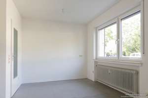 Selbst einziehen oder vermieten? Zentrale 3-Zimmer-Wohnung mit Loggia in Brackwede – Die vollständige Adresse der Immobilie erhältst du vom Anbieter., 33647 Brackwede, Bielefeld – Vorschaubild 14