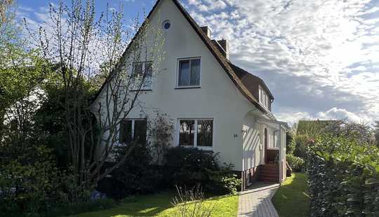 Bild von Energetisch gut saniertes Einfamilienhaus in Hamburg Hummelsbüttel