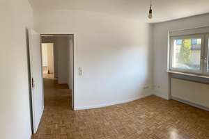 Hofheim am Taunus: 3,5-Zimmer-Wohnung mit Garten u. EBK, provisionsfrei – 65719 Hofheim am Taunus – Vorschaubild 5