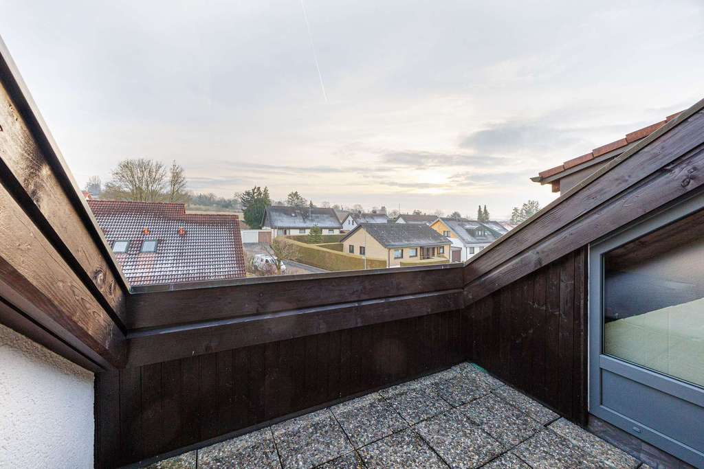 Immobilie in Asperg - WEITBLICK: Charmantes Zuhause mit herrlichem Ausblick! - Bild 2
