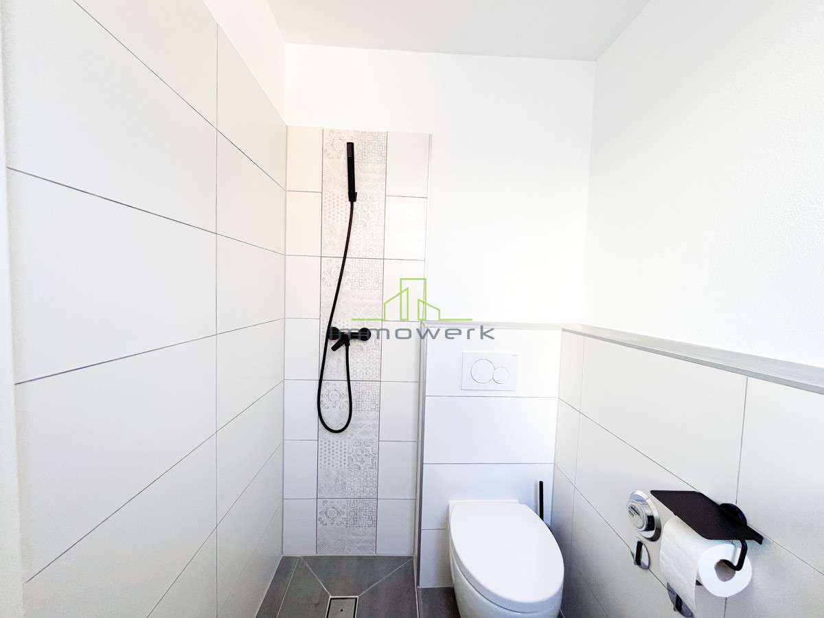 Immobilie in Ebershausen - Hochmoderner Wohntraum mit Panoramablick! - Bild 2