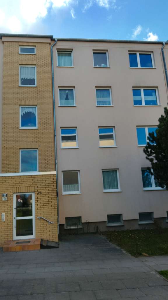 Immobilie in Grimmen - 3-Zimmer Wohnung mit Balkon und Stellplatz in Grimmen - Bild 0