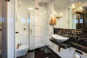 Möbliert: Elegante Wohnung mit stilvollem Interieur – Die vollständige Adresse der Immobilie erhältst du vom Anbieter., 80638 Nymphenburg, München – Vorschaubild 13