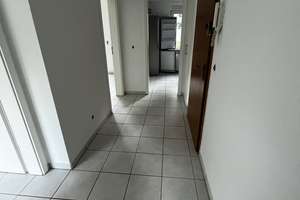 Gepflegte 2-Zimmer Wohnung mit Balkon in Essen-Bergerhausen – Adelgundenweg 94, 45136 Bergerhausen, Essen – Vorschaubild 2
