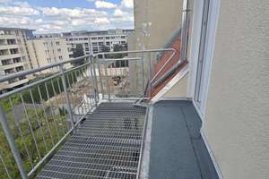 Erstbezug nach Ausbau – Moderne 3-Zimmer-Wohnung mit 2 Balkonen – Die vollständige Adresse der Immobilie erhältst du vom Anbieter., 13409 Reinickendorf (Ortsteil), Berlin – Vorschaubild 4